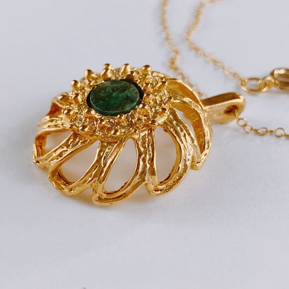 VTG Brutalist Jade Pendant Necklace Gold Filled Chain Medallion Dead Stock Gift - Picture 7 of 13